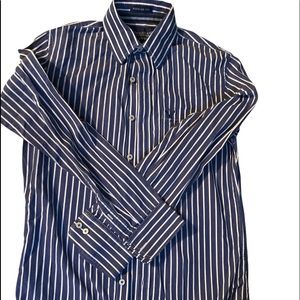 American Eagle XS long sleeve shirt